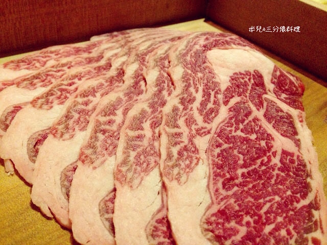 [台北市松江區。火鍋] 冷藏肉專門 鍋無敵 NabeMuteki    忠孝復興捷運站  松江南京捷運站