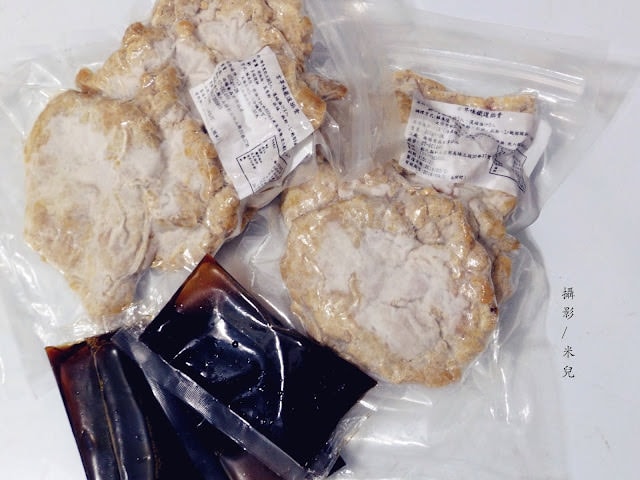 【宅配。方便料理包】 鮮豬道 – 鐵道排骨 懷舊好滋味 媽媽的好幫手(傳統吃法)