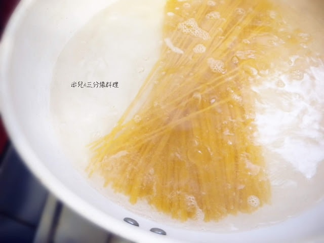 [宅配。泡菜] 自然本舖 泡菜 XO醬 2樣就可以做出好多簡單料理 15分鐘出好菜 方便美味又快速!