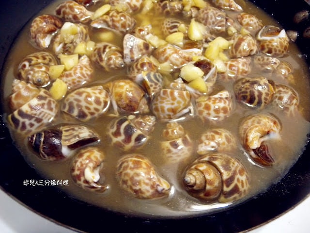 [宅配。食材海鮮] 鮮味家水產 宅配到家的水產新鮮又方便 食譜比例 焗烤波士頓龍蝦 胡椒鳳螺 香煎爆汁雞肉捲