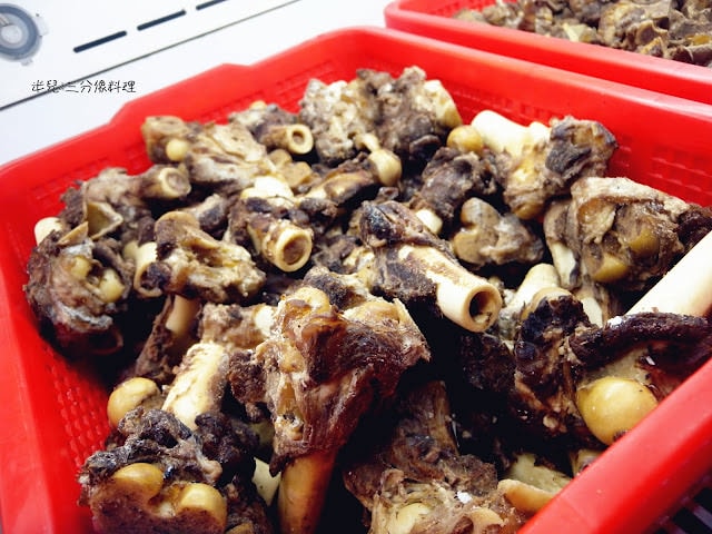 【新北市新店區。羊肉爐】羴(ㄕㄢ)大王羊肉爐  近 烏來 碧潭 新店捷運站 吃到飽羊肉爐 超划算! 適合團體包場