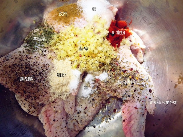 【宅配。食材雞肉】 巧活食品 巧活無毒黑鑽雞 雞肉的質感超讚! 好吃又安心
