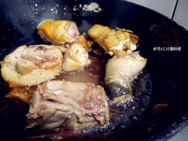 【宅配。食材雞肉】 巧活食品 巧活無毒黑鑽雞 雞肉的質感超讚! 好吃又安心