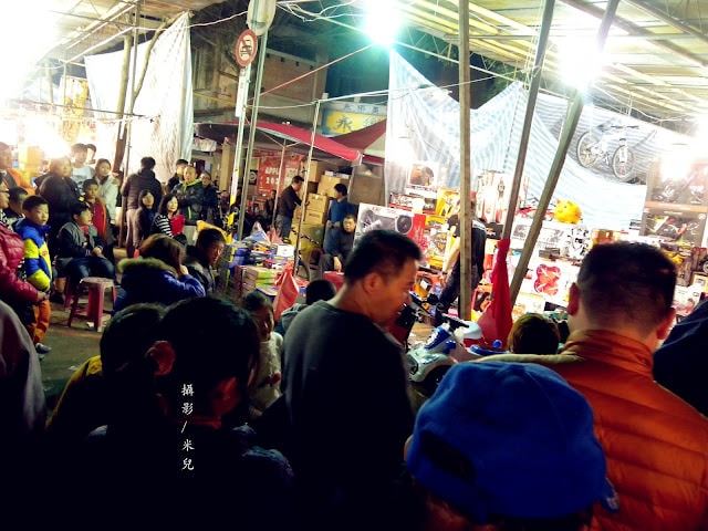 【台北市大同區。年貨大街】2016迪化街年貨大街 1/23~2/7開跑囉! 快來試吃 快來體早體驗過年的感覺 如何去 交通跟停車秘笈推薦行程