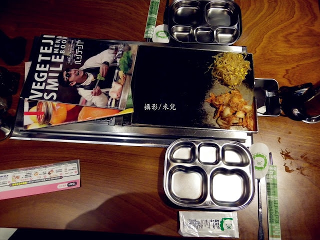 【台北市信義區。燒肉】 VEGETEJIYA菜豚屋 信義店 六張犁捷運站 生菜包肉專賣店