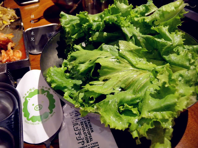 【台北市信義區。燒肉】 VEGETEJIYA菜豚屋 信義店 六張犁捷運站 生菜包肉專賣店