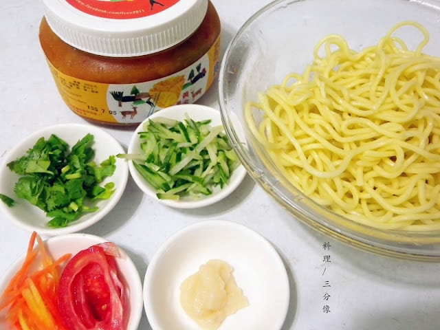 【宅配。泡菜】龍師父黃金泡菜坊 夏日樂悠悠~ 帶著清爽泡菜一起出門郊遊吧~