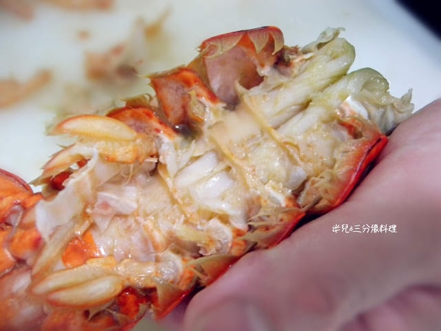[宅配。食材海鮮] 鮮味家水產 宅配到家的水產新鮮又方便 食譜比例 焗烤波士頓龍蝦 胡椒鳳螺 香煎爆汁雞肉捲