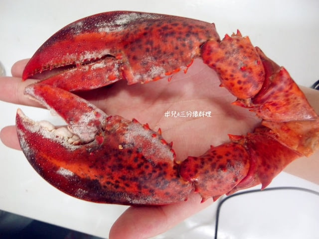 [宅配。食材海鮮] 鮮味家水產 宅配到家的水產新鮮又方便 食譜比例 焗烤波士頓龍蝦 胡椒鳳螺 香煎爆汁雞肉捲