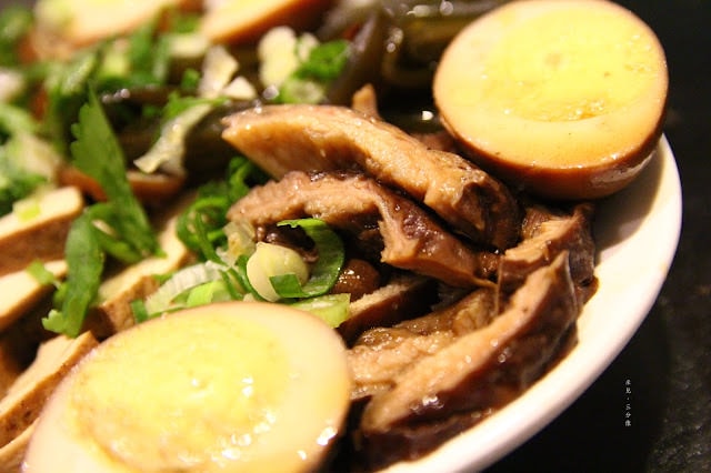 【台北市中山區。小吃】蘭方麵食館 遼寧夜市傳統家鄉味小吃 南京復興站