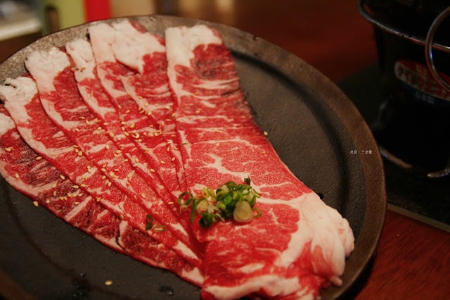 【台北市大安區。燒烤吃到飽】燒肉-殿 東區燒肉吃到飽 價位699元 忠孝復興站