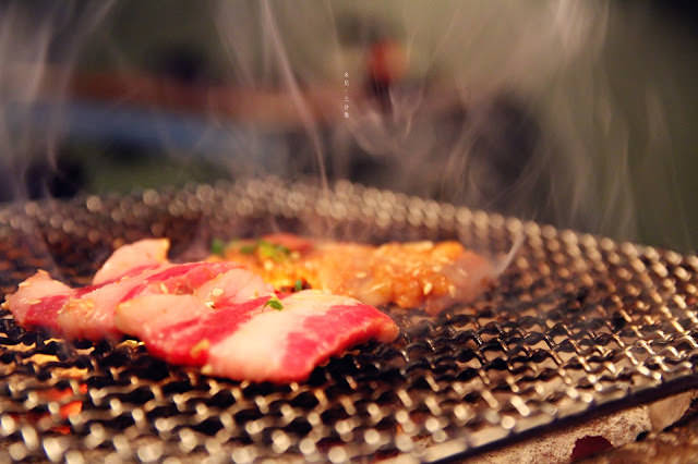 【台北市大安區。燒烤吃到飽】燒肉-殿 東區燒肉吃到飽 價位699元 忠孝復興站