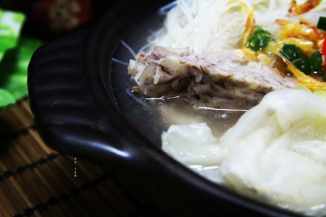 【宅配。方便料理】深坑大團園景觀花園餐廳 經典招牌菜 傳承25年的好味道 櫻花蝦香芋米粉鍋