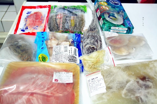 【宅配。鍋物】 樂天市場-極好食 貝里斯龍蝦鍋 綜藝大熱門 黃鐙輝推薦美食 特價海鮮火鍋組合 (菜太貴？超划算宅配美食來了！ 20161206 )