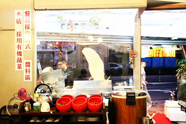【台北市內湖區。海鮮餐廳】蒸霸王(東湖店) 海鮮蒸氣塔 生猛海鮮鮮到你站起來 葫洲站