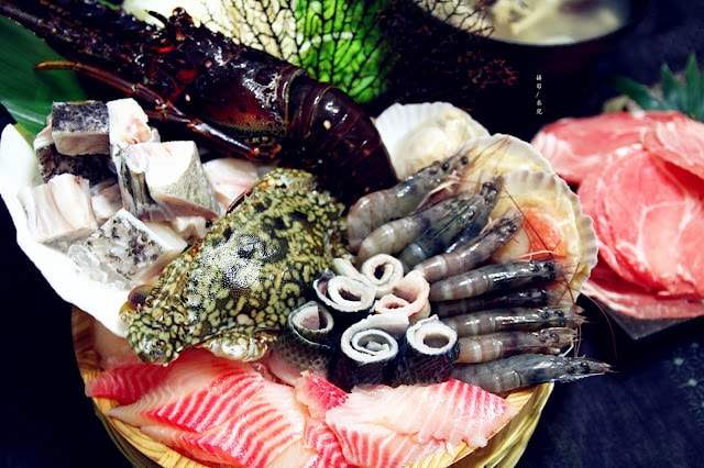 【宅配。鍋物】 樂天市場-極好食 貝里斯龍蝦鍋 綜藝大熱門 黃鐙輝推薦美食 特價海鮮火鍋組合 (菜太貴？超划算宅配美食來了！ 20161206 )