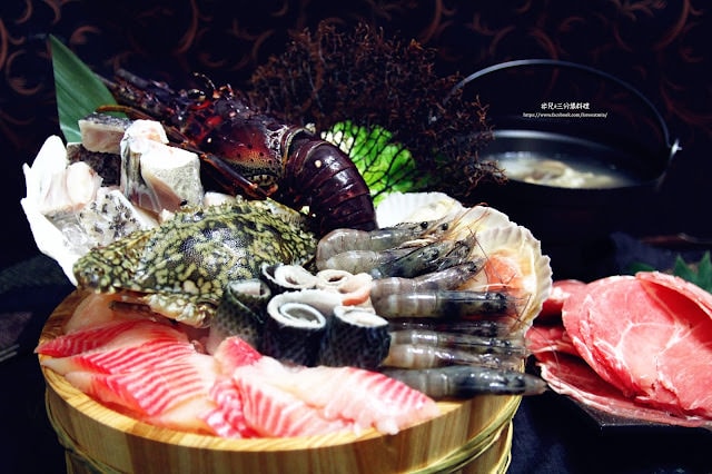 【宅配。鍋物】 樂天市場-極好食 貝里斯龍蝦鍋 綜藝大熱門 黃鐙輝推薦美食 特價海鮮火鍋組合 (菜太貴？超划算宅配美食來了！ 20161206 )