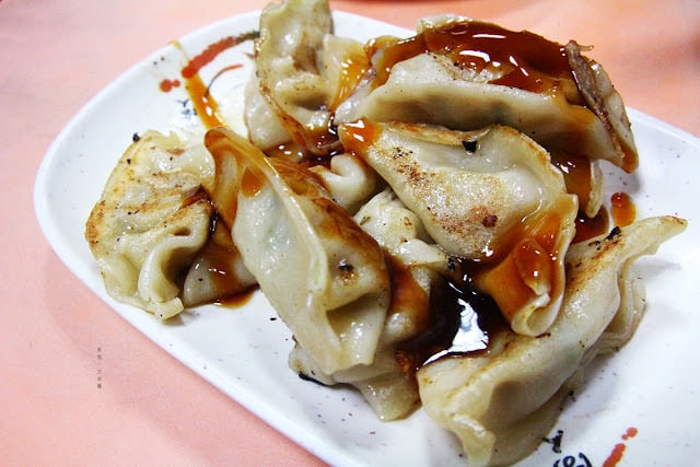 【台北市大同區。小吃】世界美食總匯 超狂宵夜 什麼都賣 24小時營業無休息 肚子快餓死再來吃