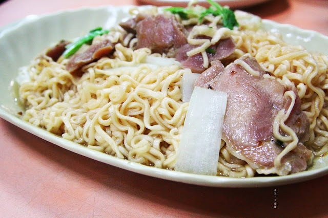 【台北市大同區。小吃】世界美食總匯 超狂宵夜 什麼都賣 24小時營業無休息 肚子快餓死再來吃