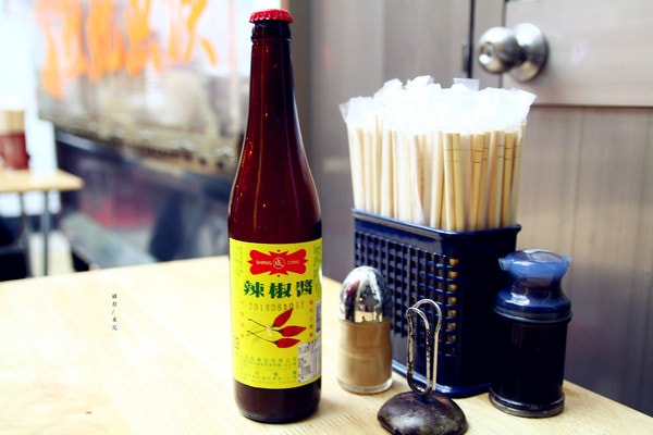 【台北市北投區。小吃】台南魯三塊 五花肉飯 近石牌捷運站 入口即化的古早味 北投晚餐宵夜早餐