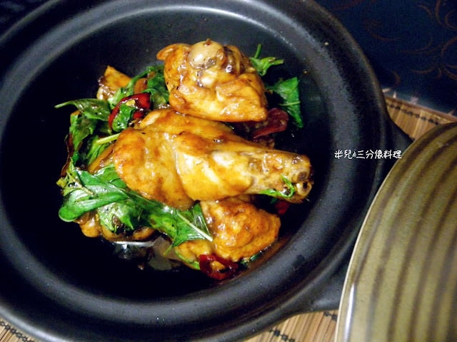 【宅配。食材雞肉】 巧活食品 巧活無毒黑鑽雞 雞肉的質感超讚! 好吃又安心