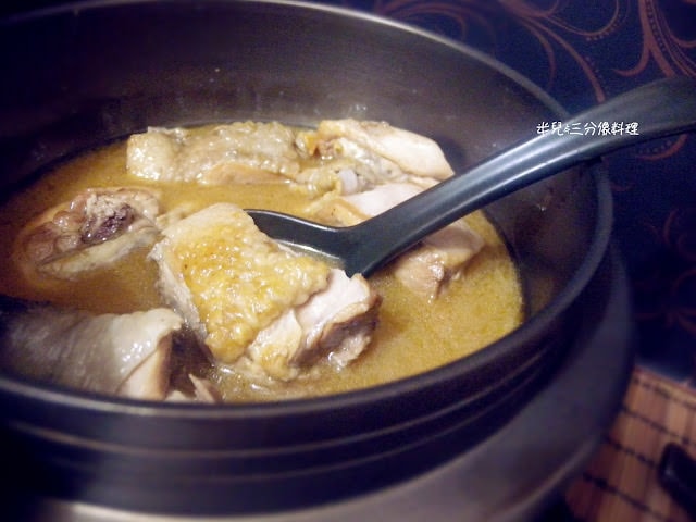 【宅配。食材雞肉】 巧活食品 巧活無毒黑鑽雞 雞肉的質感超讚! 好吃又安心